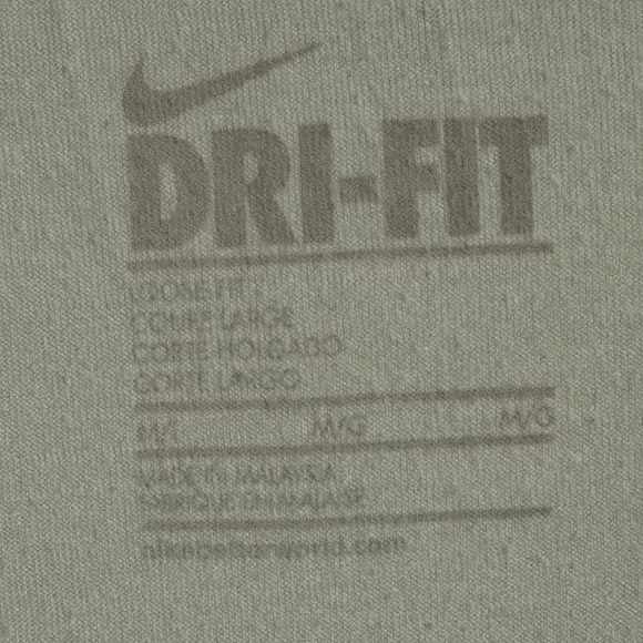 Nike Green Cap Sleeve Graphic Tee - Picture 2 of 10